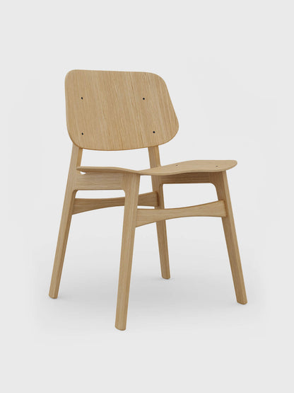 Stylized sborg chair